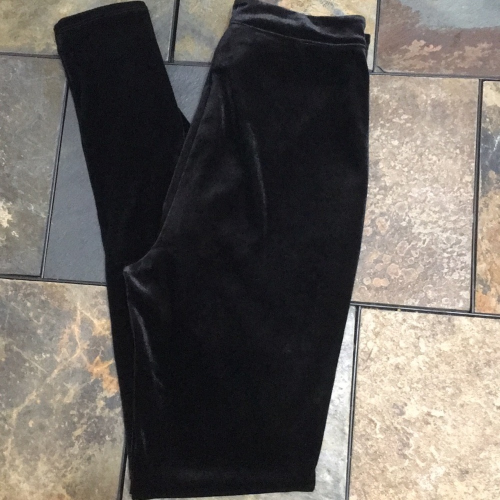 Forever21 Black Crushed Velvet Skinny. Size Small